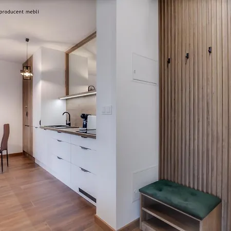 Gaj Nad Jeziorem żywieckim Laguna Beskidów *